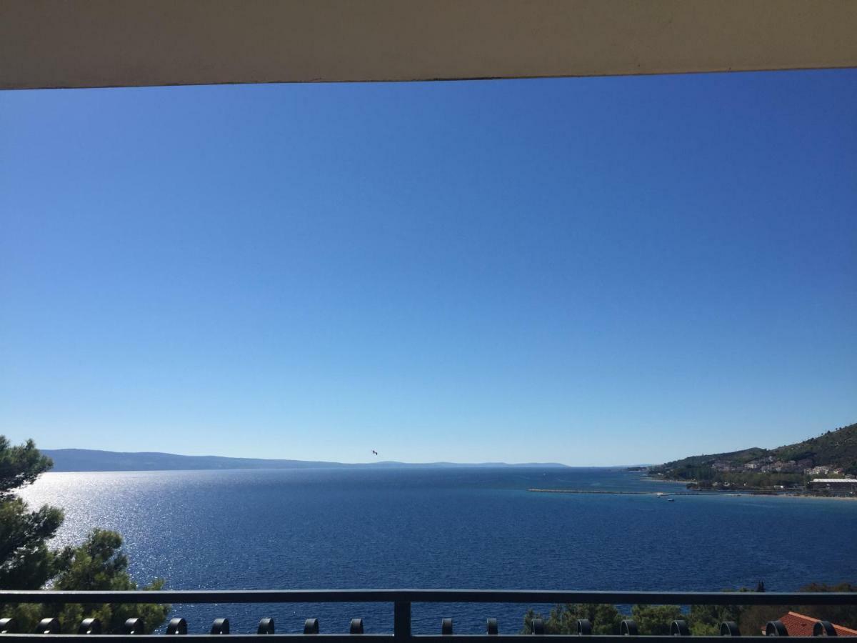Apartmani Mirta Omiš Buitenkant foto