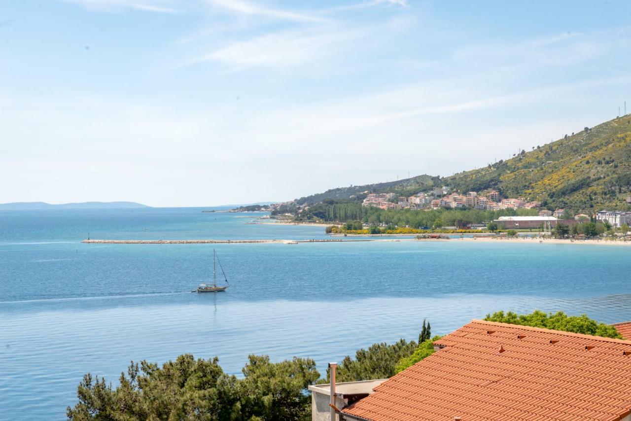 Apartmani Mirta Omiš Buitenkant foto